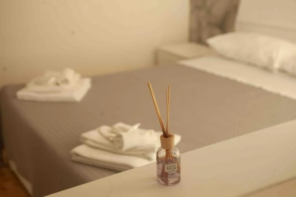 Ragusa Holiday Home Rome Apartment